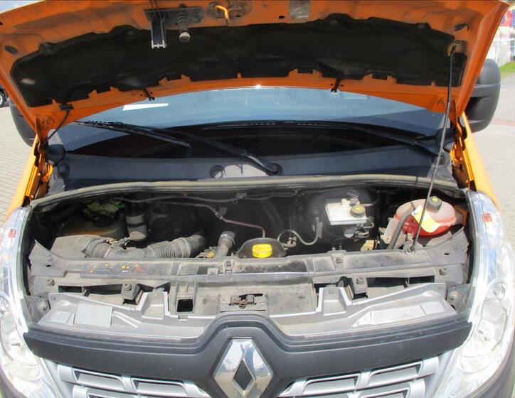 Renault Master 18