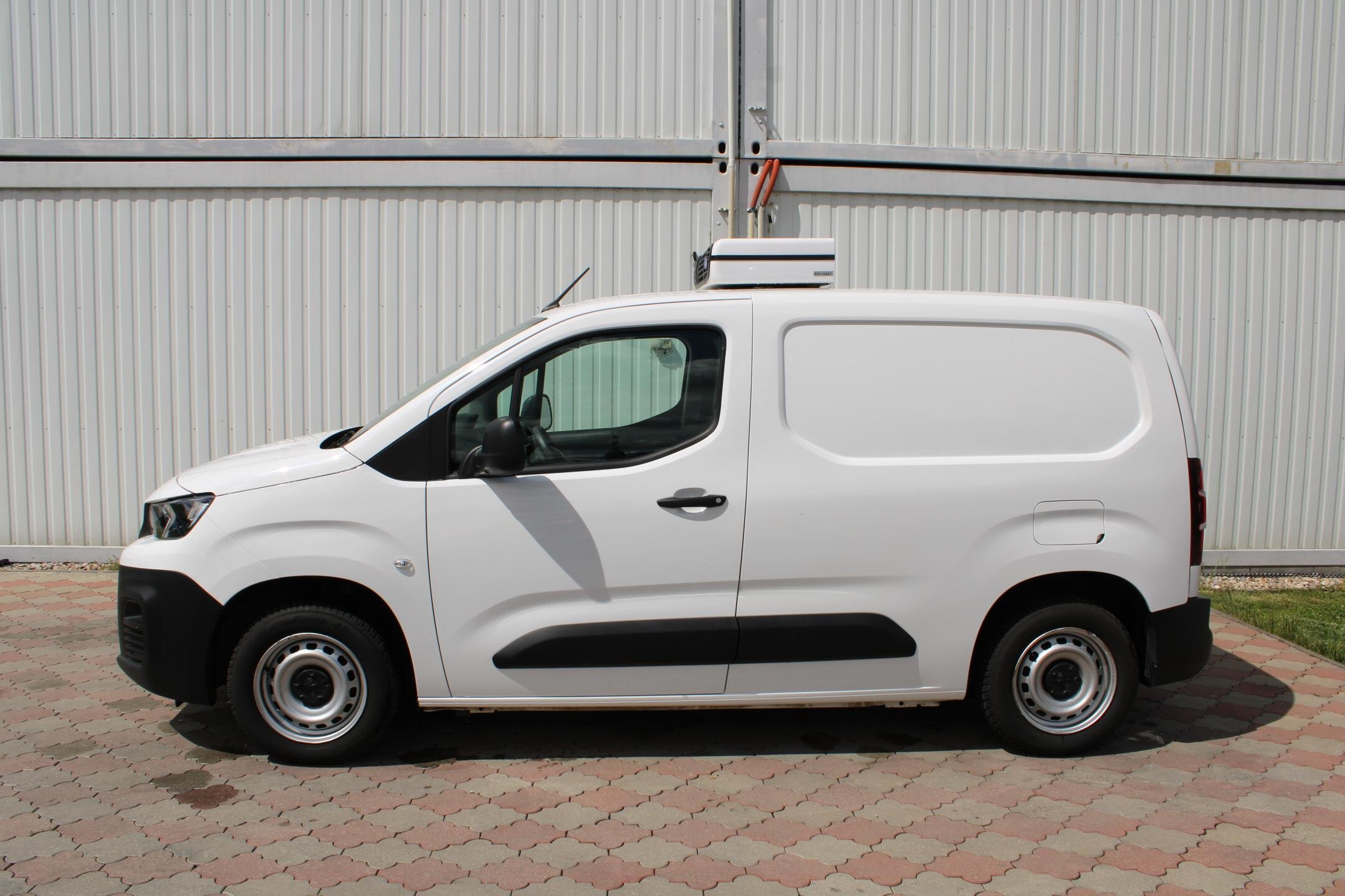 Peugeot Partner Ostatní 1,5 l 75 kw