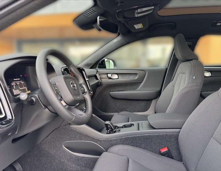 Volvo EC40 CUV 0,0 185 kw