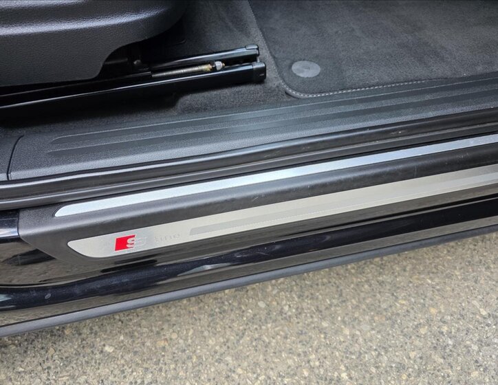 Audi Q5 SUV / Terénní 3,0 l 180 kw