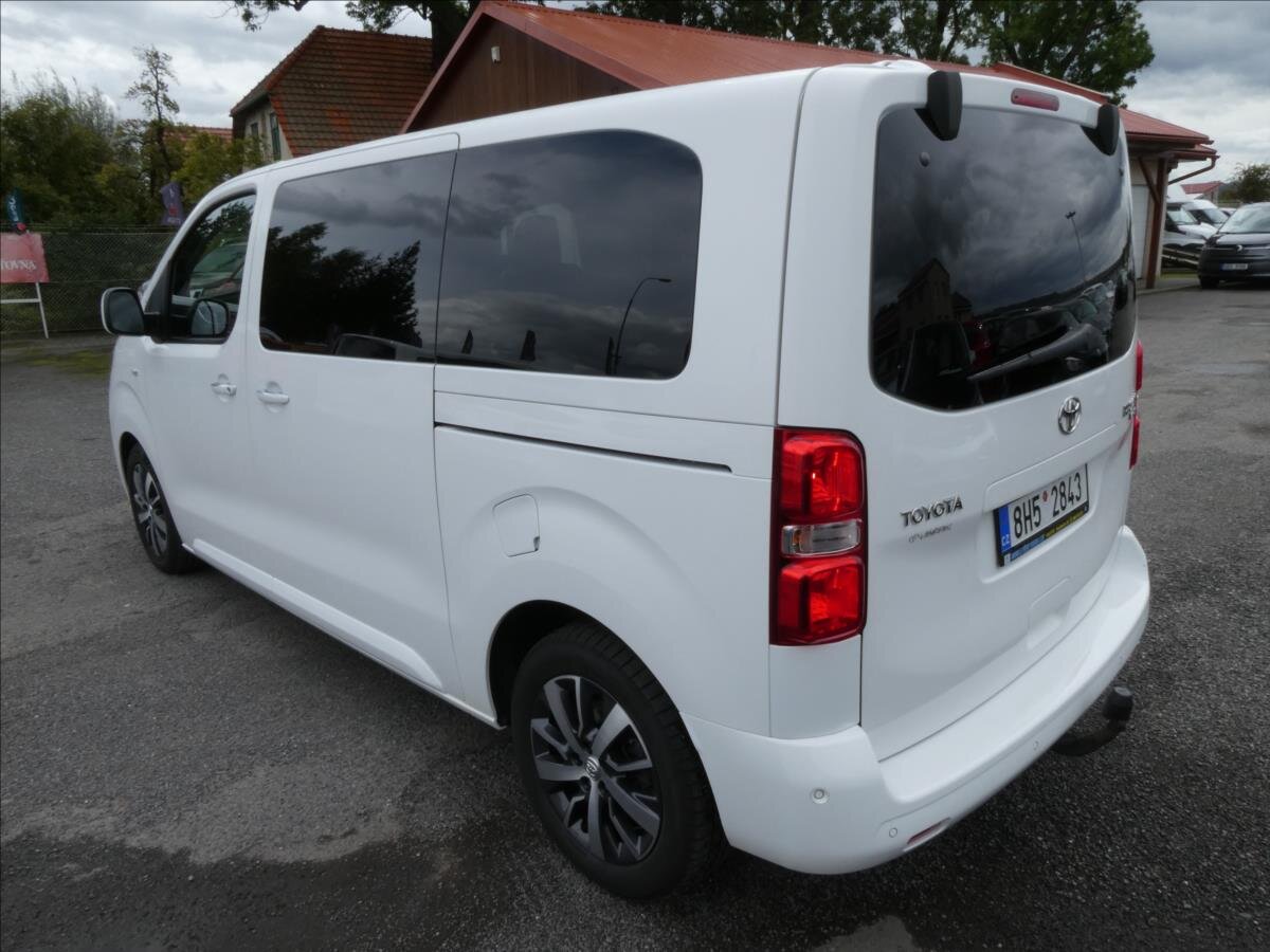 Toyota ProAce Verso Kombi 2,0 l 130 kw