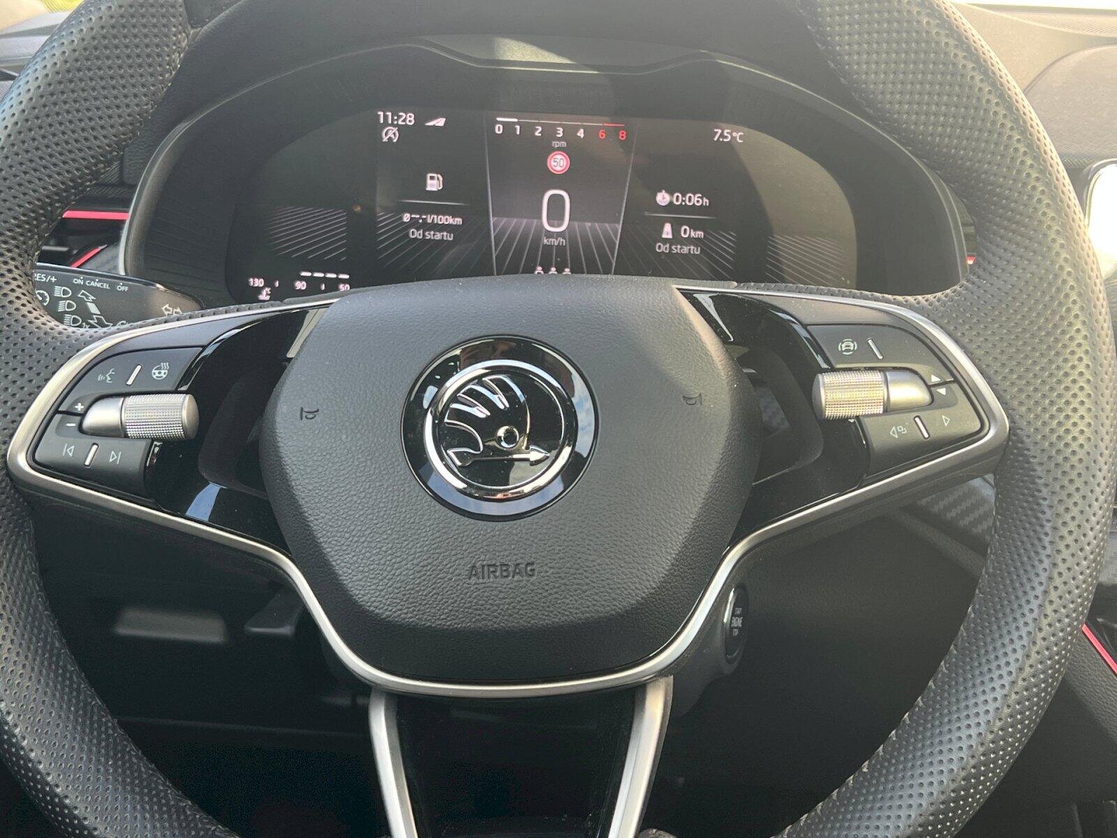 Škoda Scala Hatchback 1,0 l 85 kw