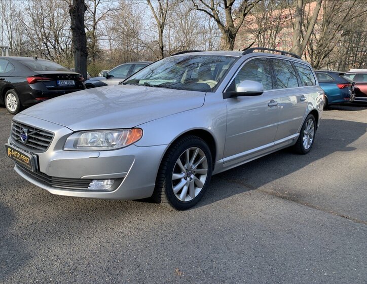 Volvo V70 Kombi 2,4 l 158 kw