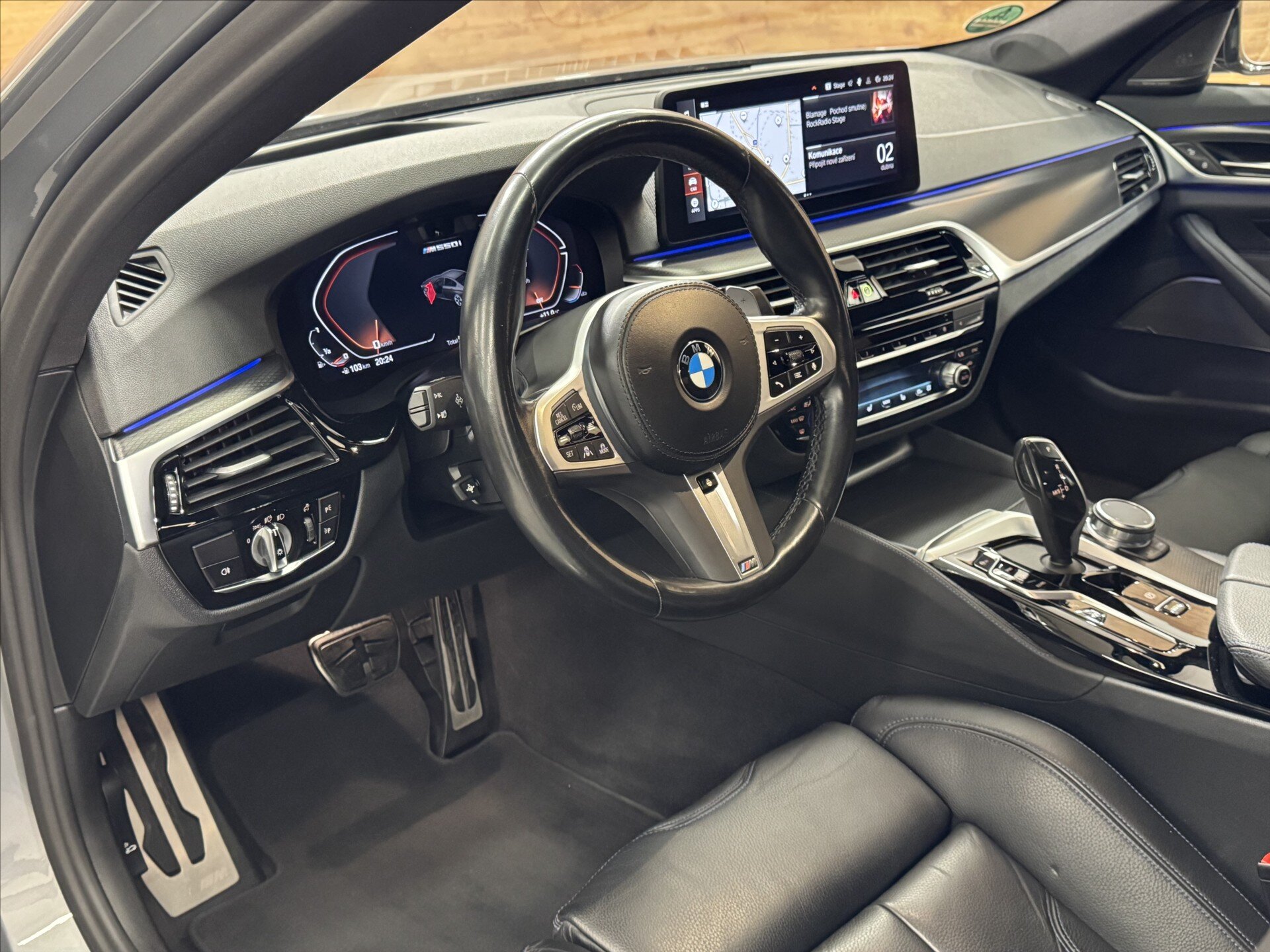 BMW Řada 5 Sedan / Limuzína 4,4 l 390 kw