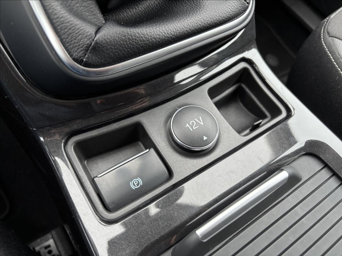 Ford Kuga SUV 2,0 l 110 kw