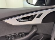 Audi Q8 SUV 3,0 l 210 kw