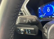 Ford Kuga SUV / Terénní 2,5 l 140 kw