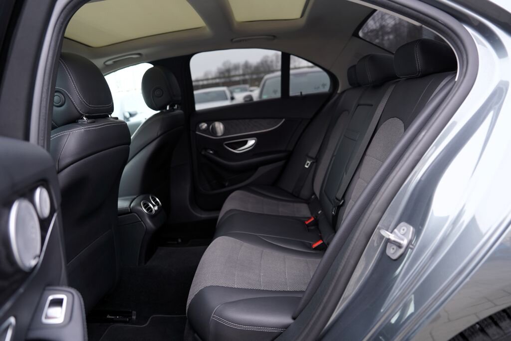 Mercedes-Benz Třídy C Sedan 2,0 l 143 kw