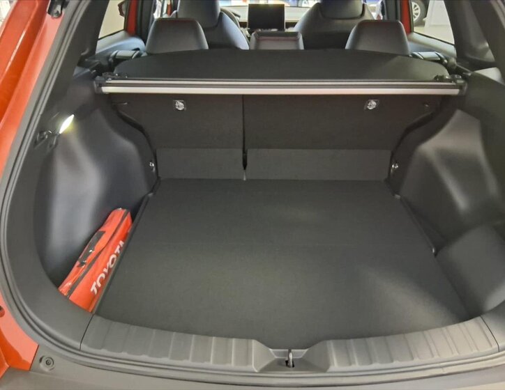 Toyota Corolla Cross SUV 2,0 l 131 kw