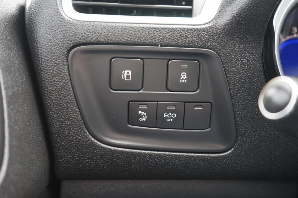 DS Automobiles DS4 Hatchback 1,6 l 88 kw