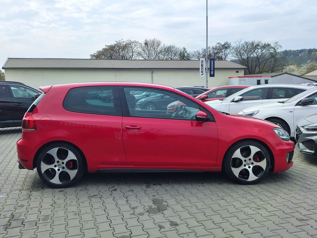 Volkswagen Golf Kombi 2,0 l 155 kw