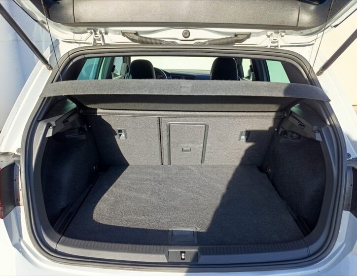 Volkswagen Golf Hatchback 2,0 l 180 kw