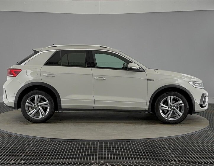 Volkswagen T-Roc SUV / Terénní 1,5 l 110 kw