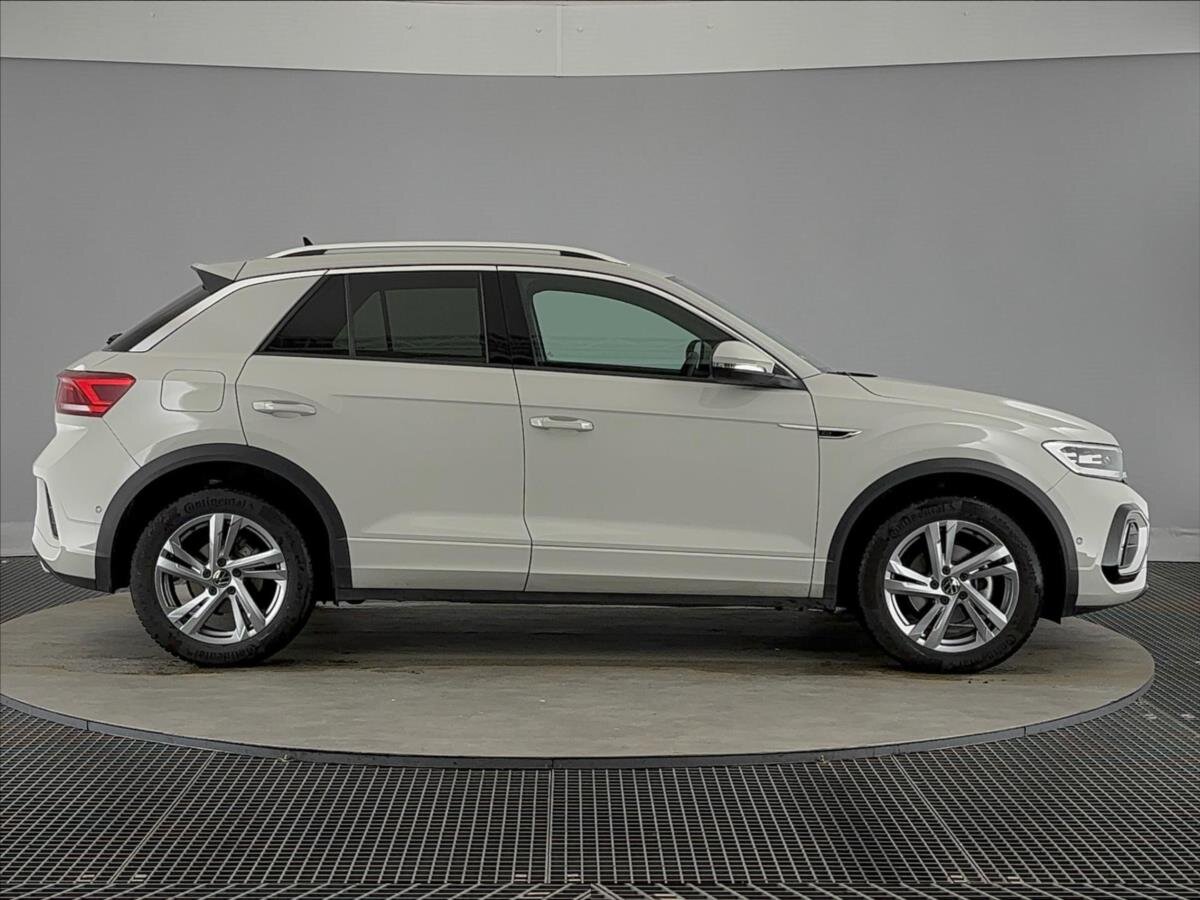 Volkswagen T-Roc SUV / Terénní 1,5 l 110 kw
