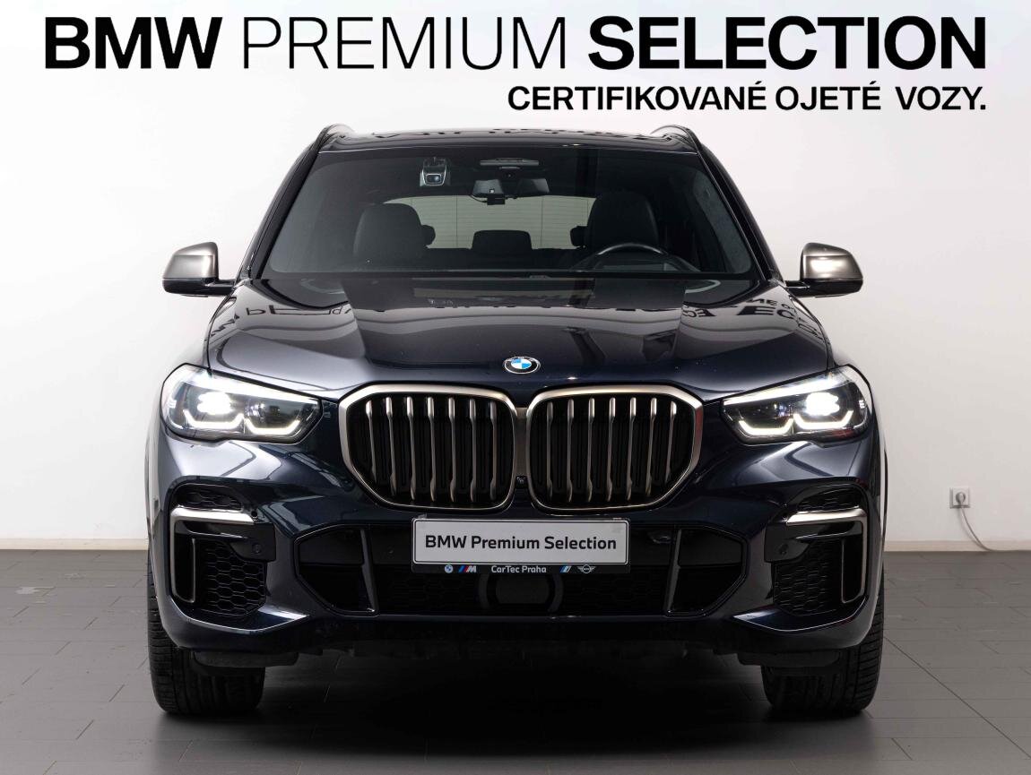 BMW X5 SUV 4,4 l 390 kw
