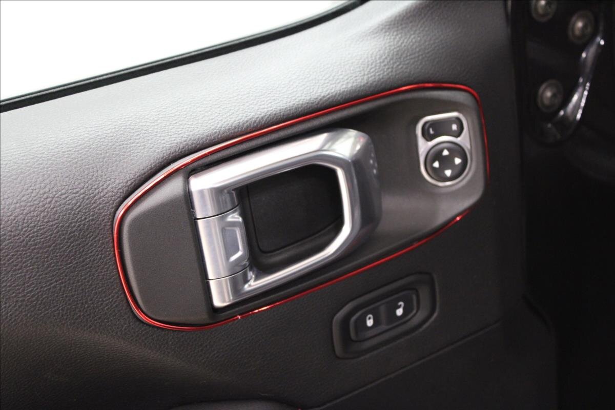 Jeep Wrangler Ostatní 2,0 l 200 kw