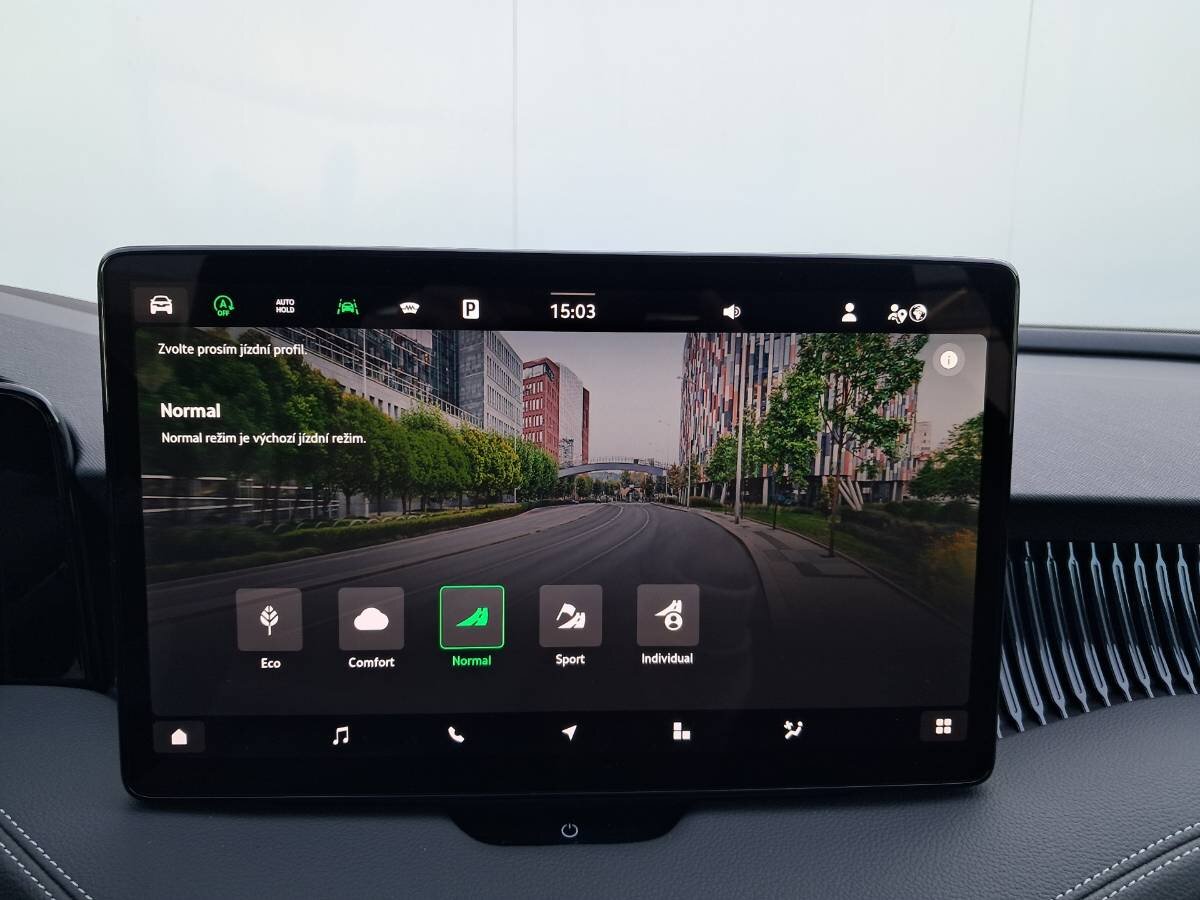 Škoda Superb Liftback 2,0 l 142 kw