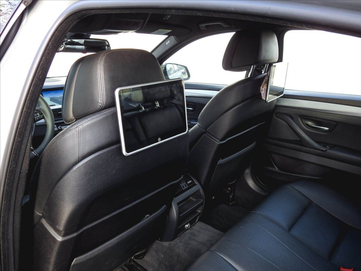 BMW Řada 5 Sedan 3,0 l 180 kw