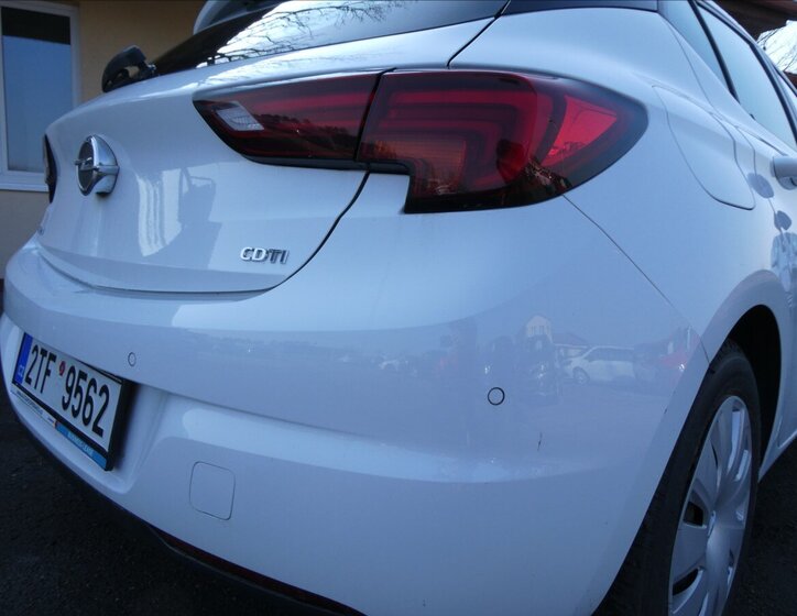 Opel Astra Hatchback 1,6 l 81 kw