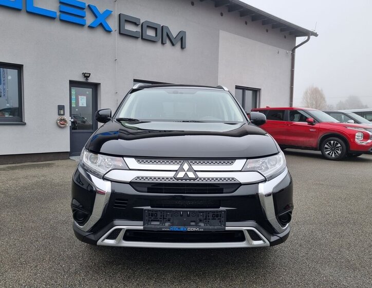 Mitsubishi Outlander SUV 2,0 l 110 kw