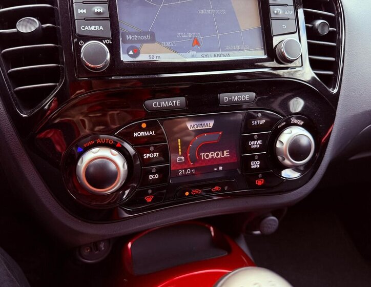 Nissan Juke Hatchback 1,6 l 86 kw