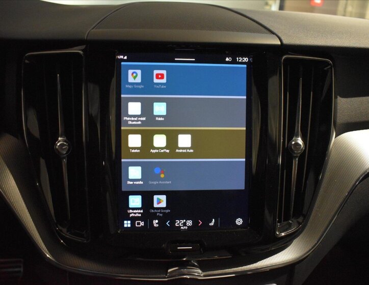 Volvo XC60 SUV / Terénní 2,0 l 145 kw