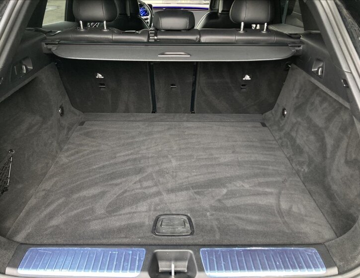 Mercedes-Benz EQE SUV / Terénní 0,0 300 kw