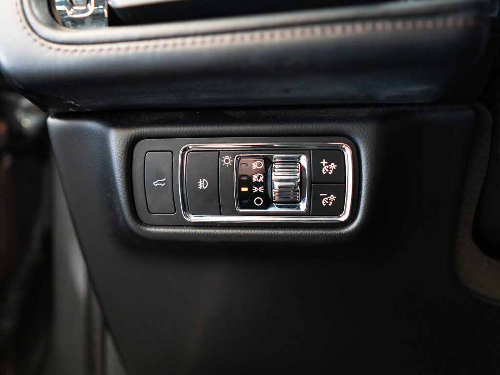 Lincoln Aviator SUV / Terénní 3,0 l 298 kw