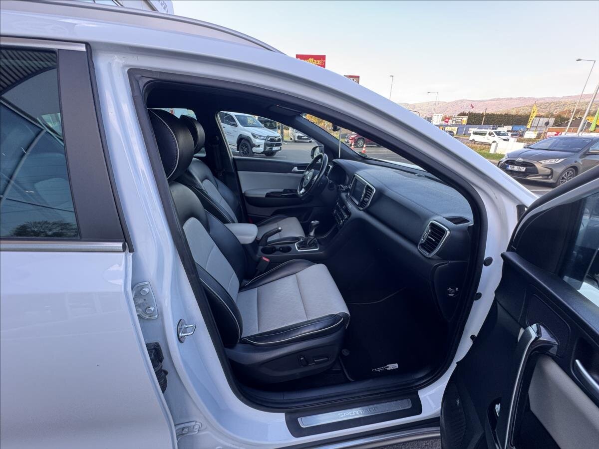 KIA Sportage SUV / Terénní 2,0 l 136 kw