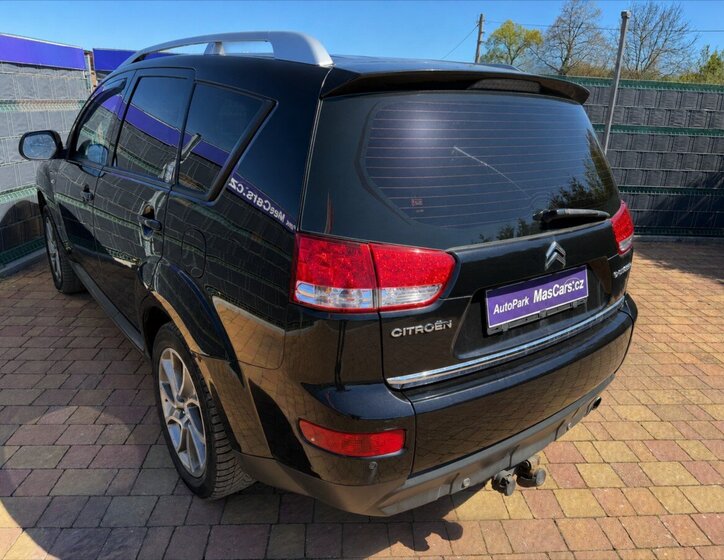 Citroën C-Crosser SUV / Terénní 2,2 l 115 kw