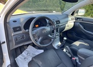 Toyota Avensis 8