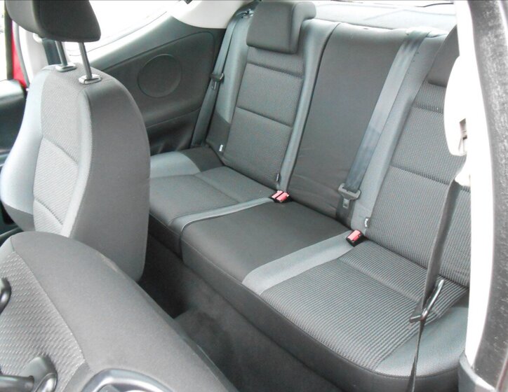 Peugeot 207 Hatchback 1,4 l 54 kw