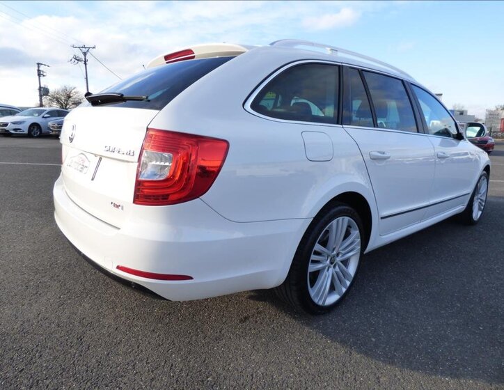 Škoda Superb Kombi 2,0 l 125 kw