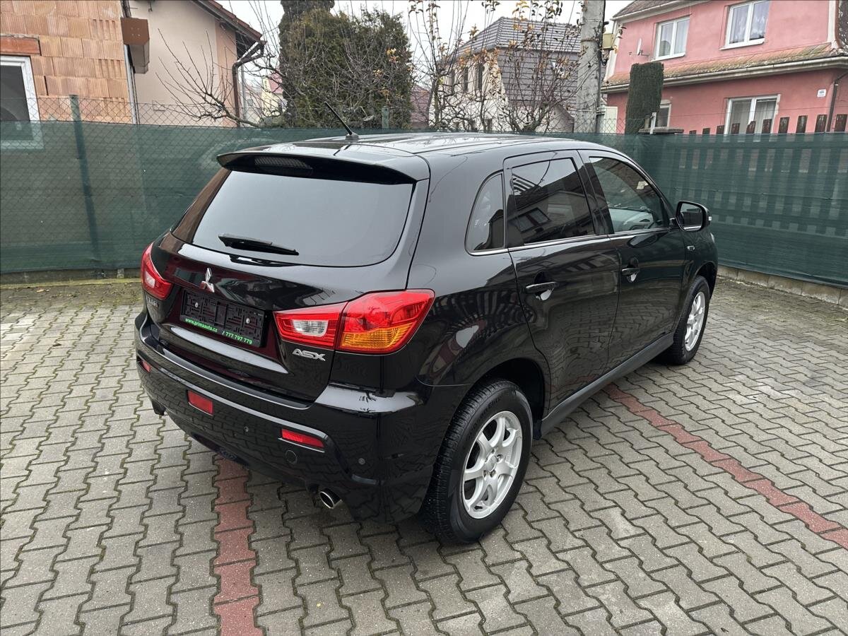 Mitsubishi ASX SUV 1,6 l 86 kw