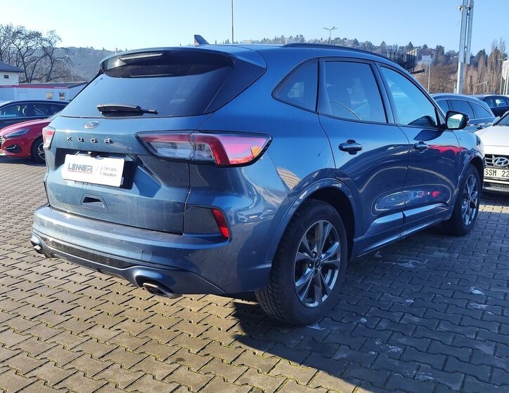 Ford Kuga SUV 1,5 l 110 kw
