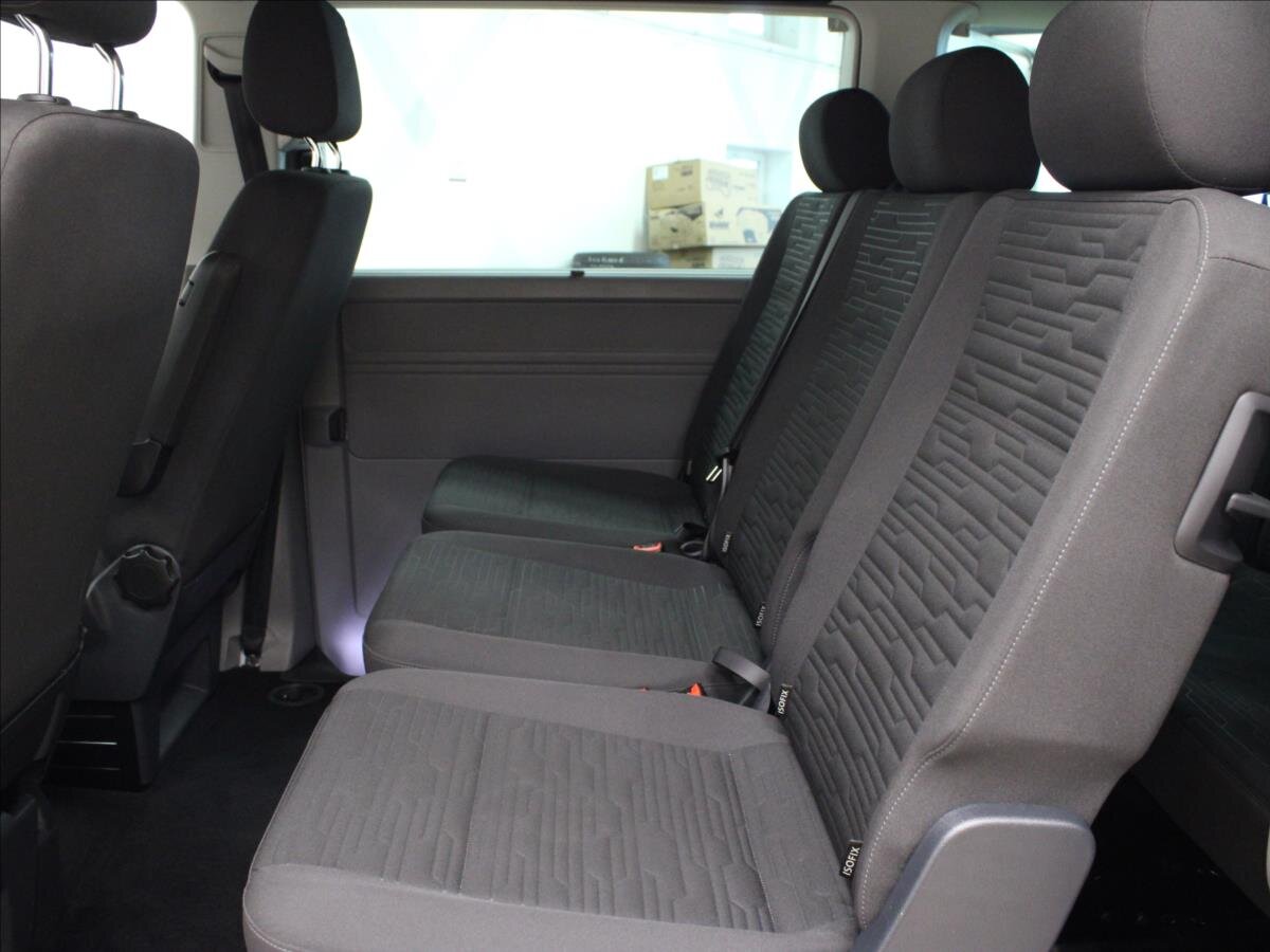 Volkswagen Caravelle Kombi 2,0 l 110 kw