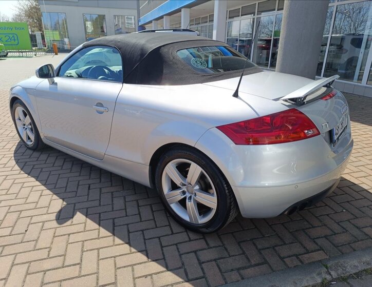 Audi TT Kabriolet 2,0 l 147 kw