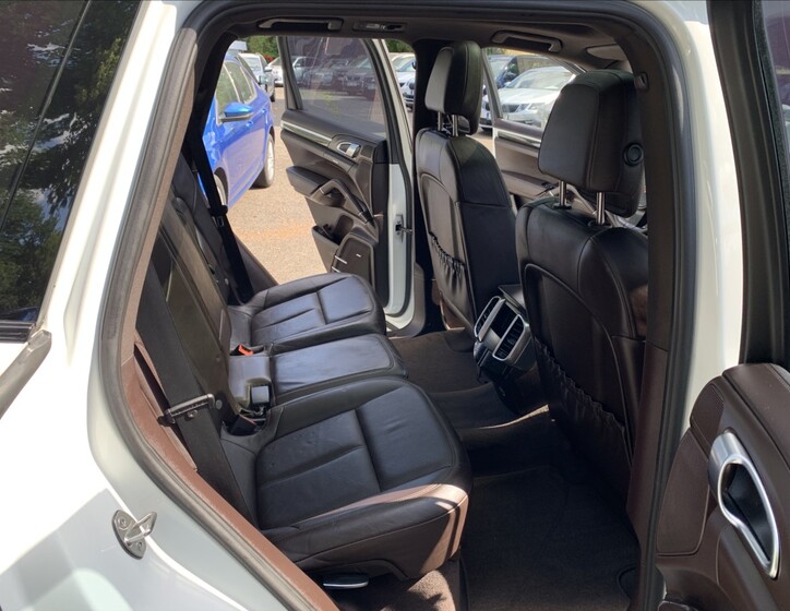 Porsche Cayenne 19
