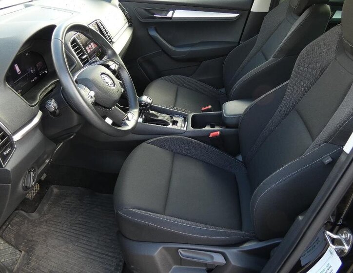 Škoda Karoq SUV / Terénní 1,5 l 110 kw