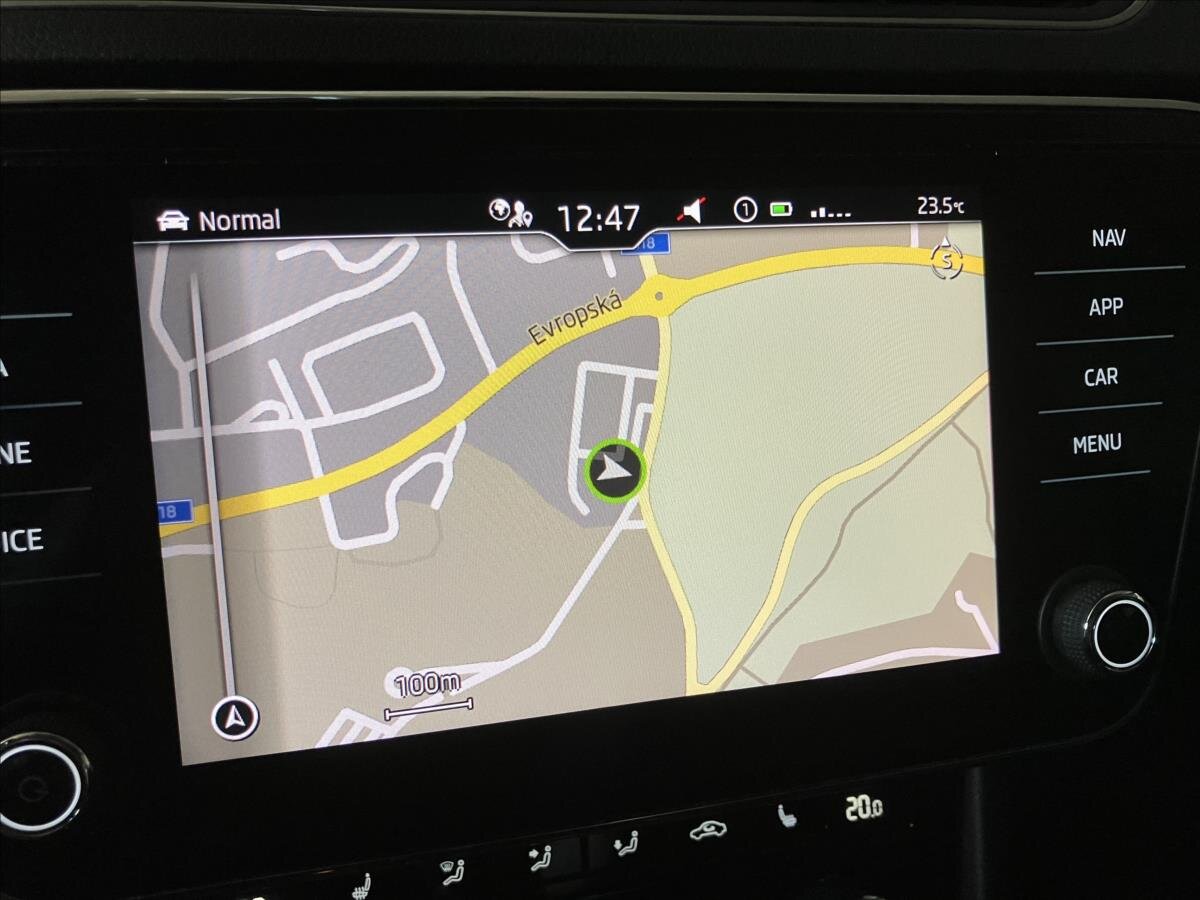 Škoda Superb Kombi 2,0 l 110 kw