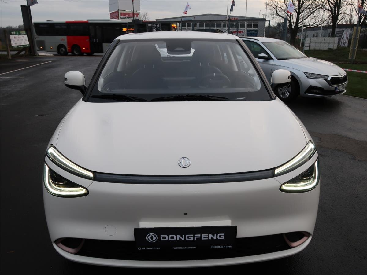 Dongfeng Box Hatchback 0,0 70 kw