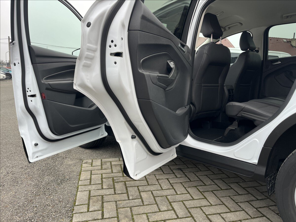 Ford Kuga Kombi 2,0 l 132 kw