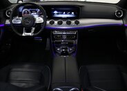 Mercedes-Benz Třídy E 8