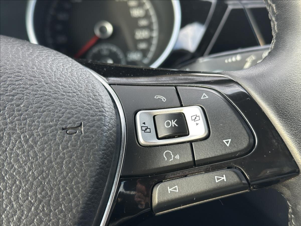Volkswagen Touran MPV 2,0 l 110 kw