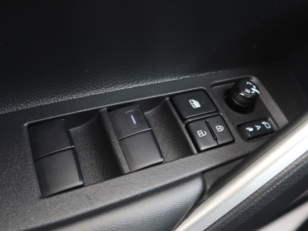 Toyota Corolla Cross Hatchback 2,0 l 112 kw