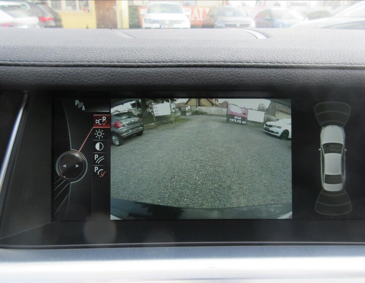 BMW Řada 7 Sedan / Limuzína 3,0 l 190 kw