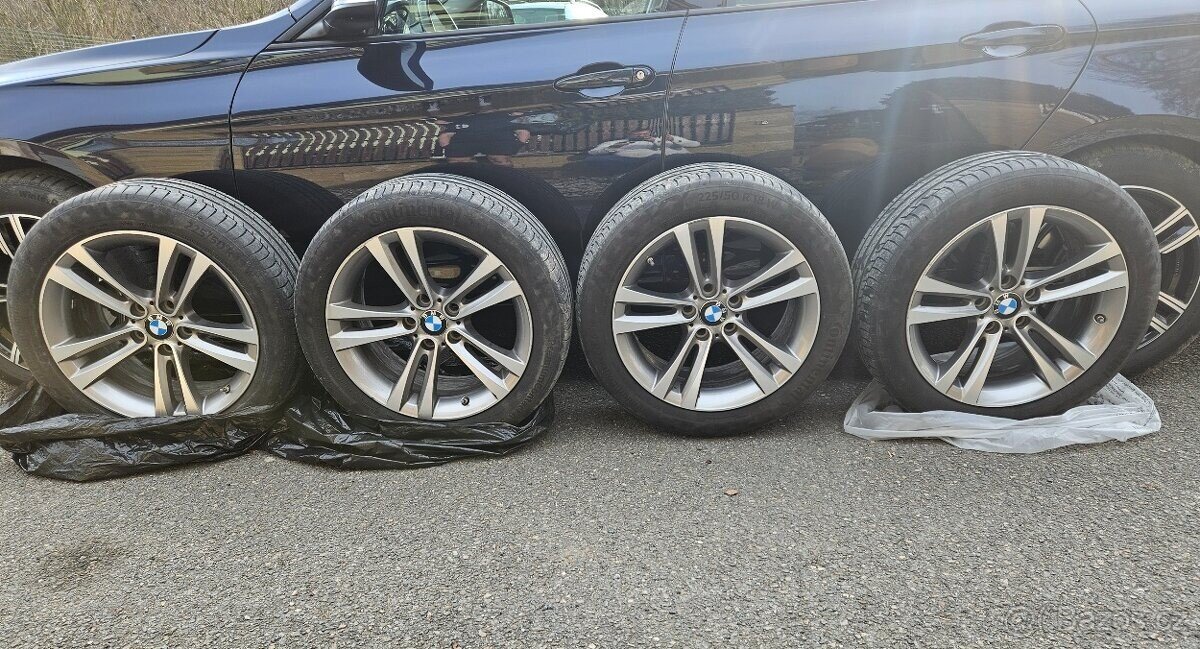 BMW Řada 3 Sedan / Limuzína 2,0 l 140 kw