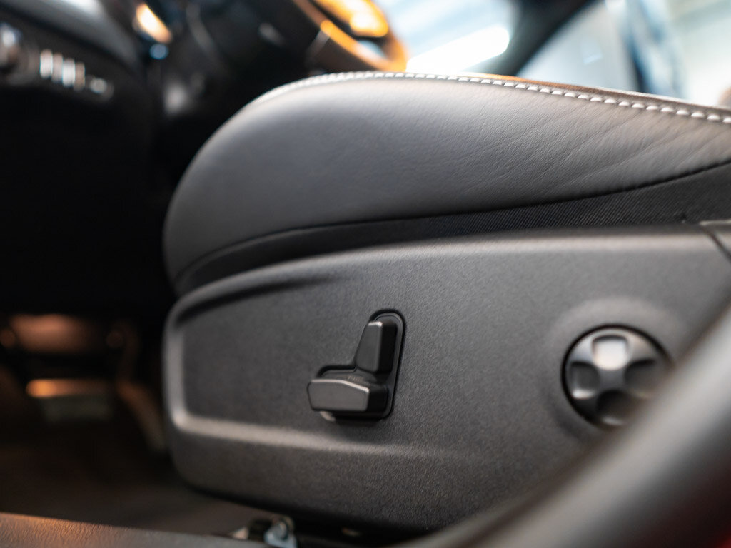 Dodge Charger Sedan / Limuzína 6,2 l 527 kw