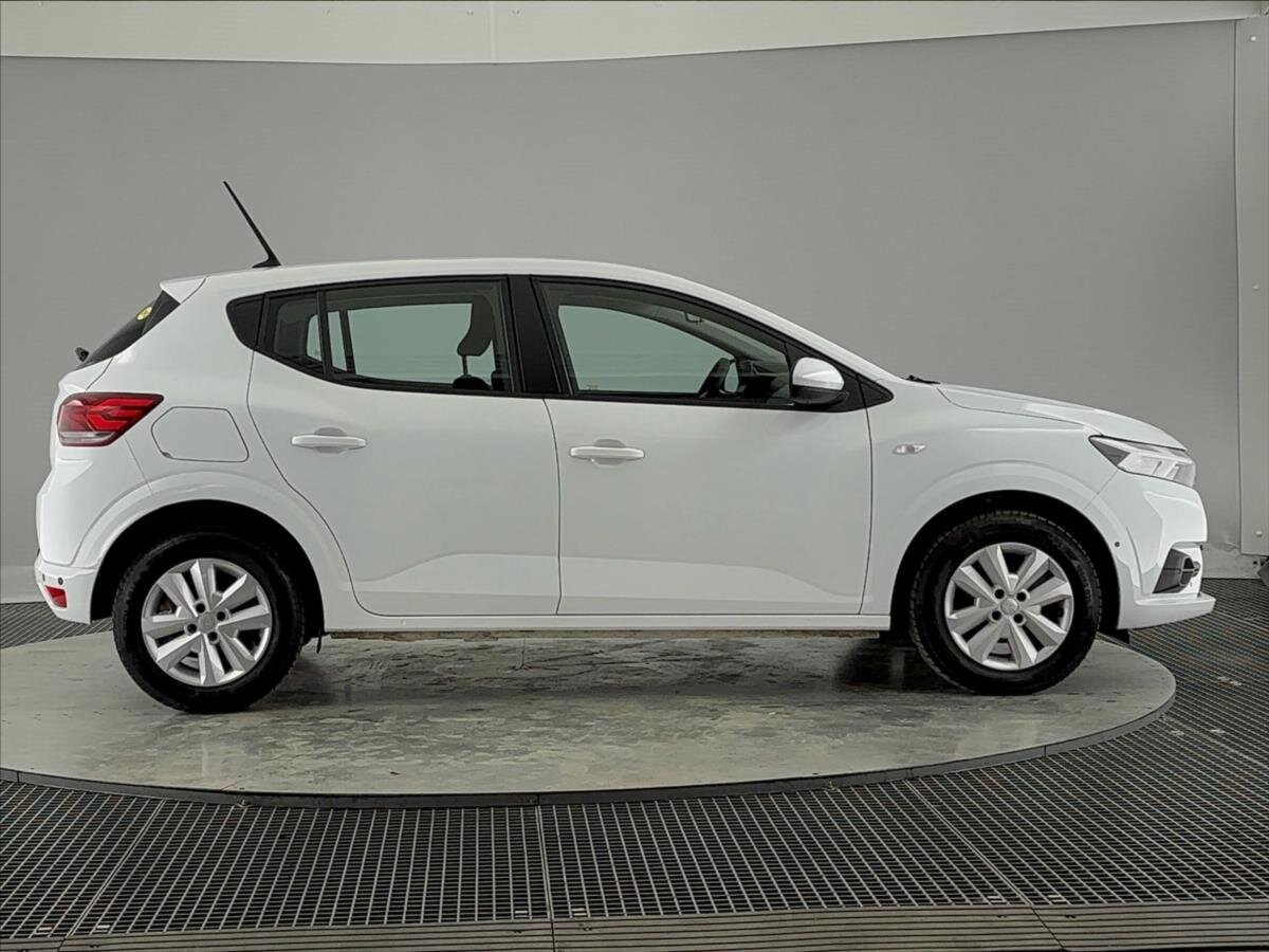 Dacia Sandero Hatchback 999,0 67 kw