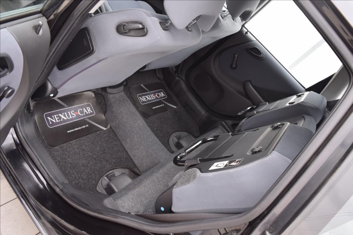 Honda Jazz Hatchback 1,2 l 57 kw